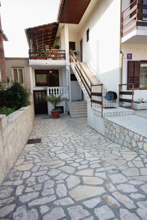 Double Room Vrbnik 5301B Exterior photo
